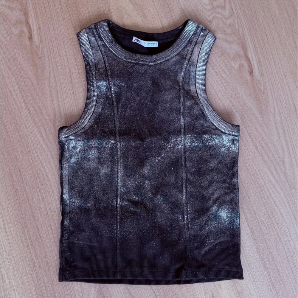 Metallic tank - Picture 1 of 2